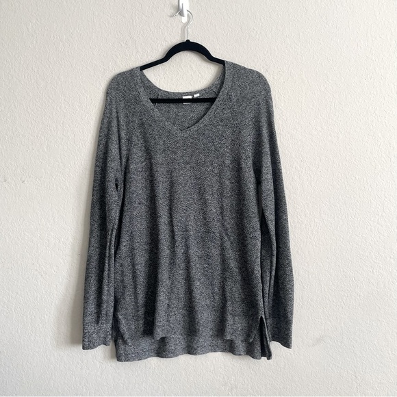 Gap woman’s Gray V-Neck Sweater top XL long tunic thin casual transition piece - Picture 1 of 7